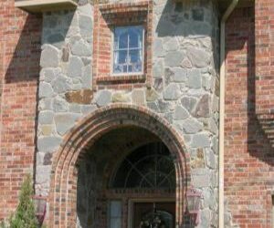 Stacked Stone Homes: 7 Common Mistakes to Avoid When Building Stacked Stone Houses