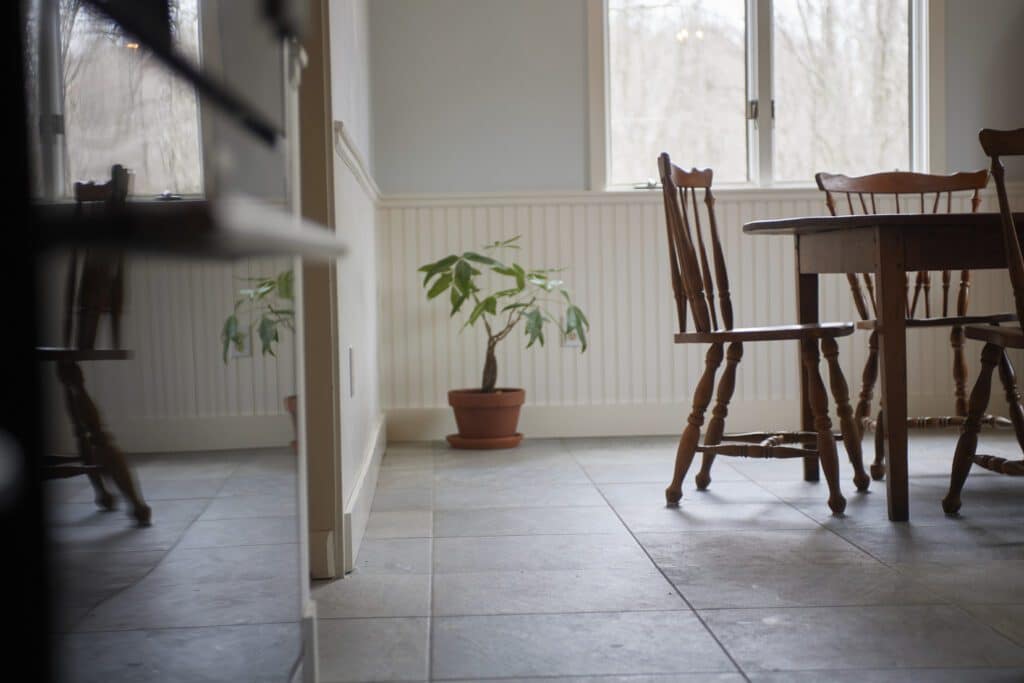 10 Stunning Natural Stone Flooring Ideas To Elevate Your Home In 2024